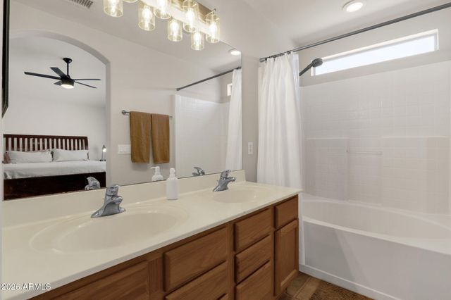 1216 W PINON Avenue, Gilbert, AZ 85233