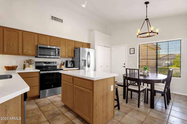 1216 W PINON Avenue, Gilbert, AZ 85233