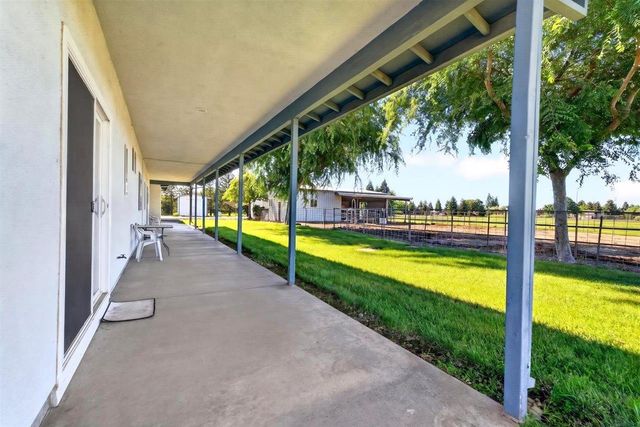 29765 E Chapman Way, Escalon, CA 95320
