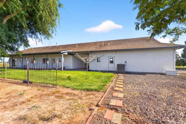 29765 E Chapman Way, Escalon, CA 95320