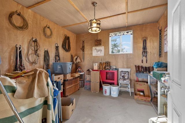 29765 E Chapman Way, Escalon, CA 95320