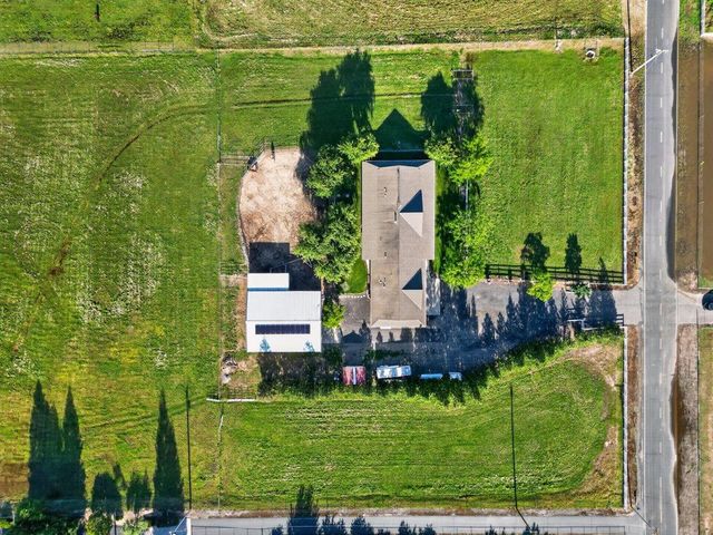 29765 E Chapman Way, Escalon, CA 95320