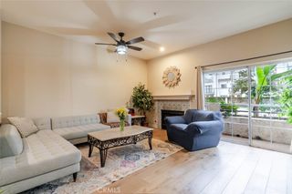 10604 Valley Spring Lane 105, Toluca Lake, CA 91602