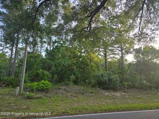 116 S Oak Village Boulevard, Homosassa, FL 34446