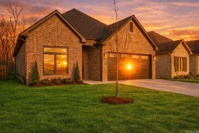 304 Edgewood Circle, Little Rock, AR 72223