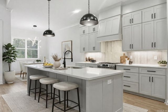 304 Edgewood Circle, Little Rock, AR 72223