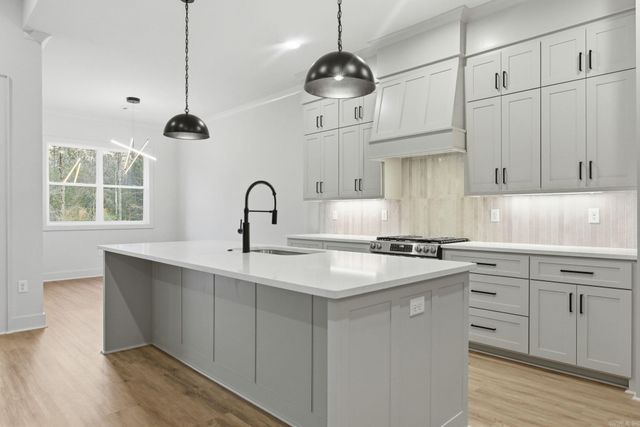 304 Edgewood Circle, Little Rock, AR 72223