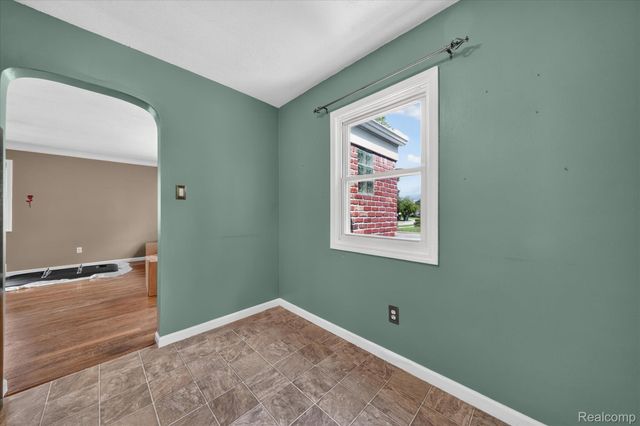 13451 Brest Street, Southgate, MI 48195