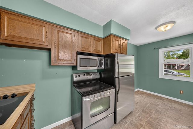13451 Brest Street, Southgate, MI 48195