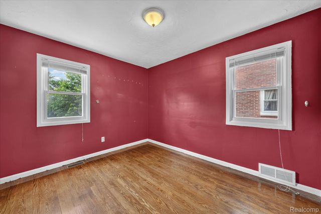 13451 Brest Street, Southgate, MI 48195