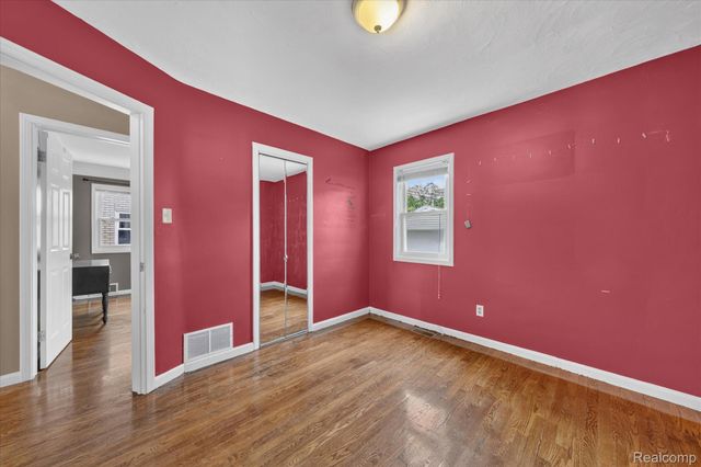 13451 Brest Street, Southgate, MI 48195
