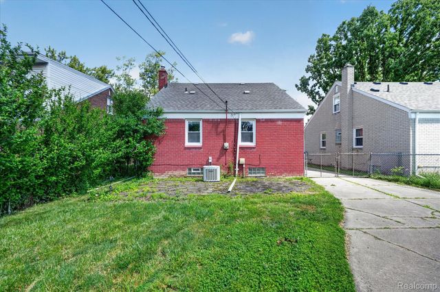 13451 Brest Street, Southgate, MI 48195