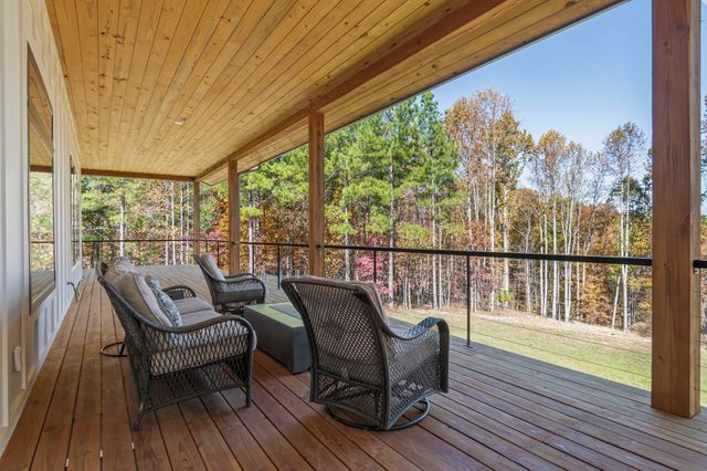 202 Ravenridge Rd, Summertown, TN 38483