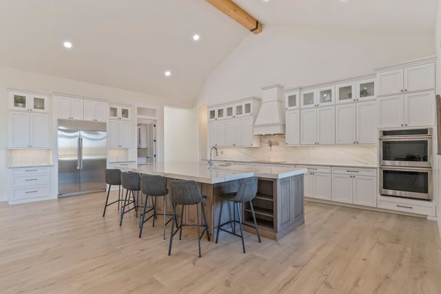 202 Ravenridge Rd, Summertown, TN 38483