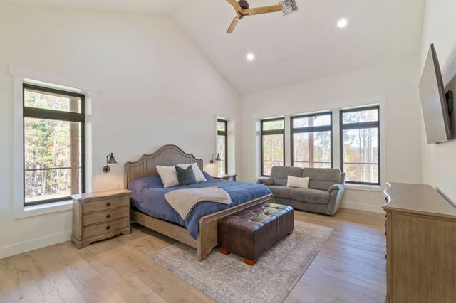 202 Ravenridge Rd, Summertown, TN 38483