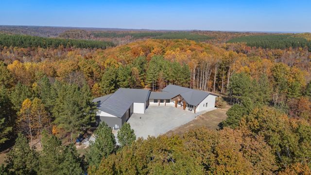 202 Ravenridge Rd, Summertown, TN 38483