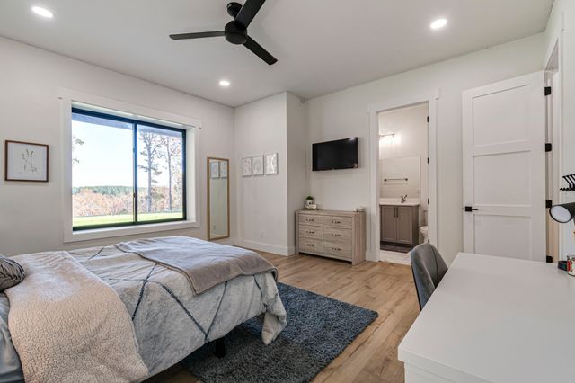 202 Ravenridge Rd, Summertown, TN 38483