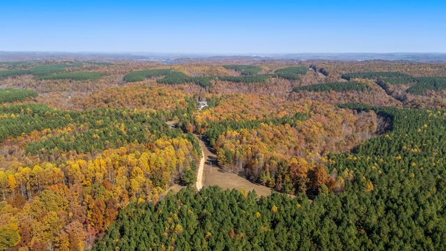 202 Ravenridge Rd, Summertown, TN 38483