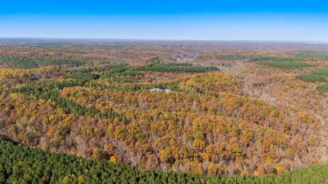 202 Ravenridge Rd, Summertown, TN 38483