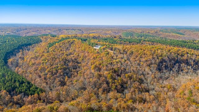 202 Ravenridge Rd, Summertown, TN 38483
