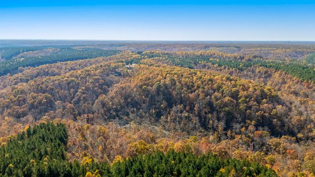 202 Ravenridge Rd, Summertown, TN 38483