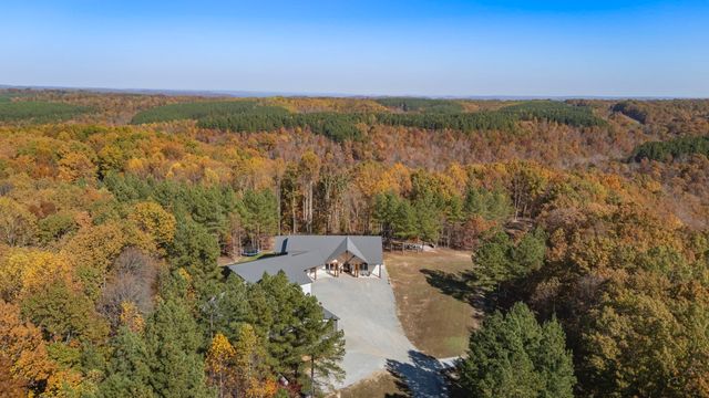 202 Ravenridge Rd, Summertown, TN 38483