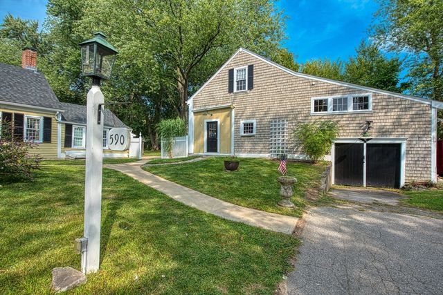 590 Bedford Street, East Bridgewater, MA 02333