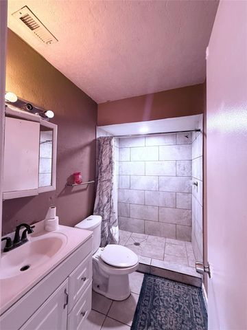 9018 Lazy River Lane, Houston, TX 77088