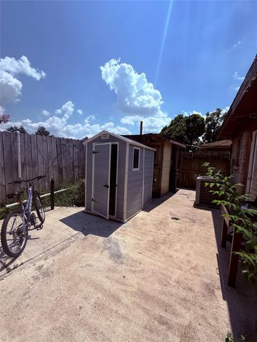 9018 Lazy River Lane, Houston, TX 77088