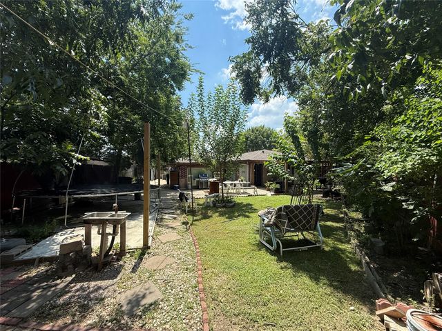 9018 Lazy River Lane, Houston, TX 77088