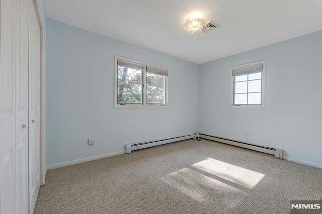 336 Lakeview Avenue, Ringwood, NJ 07456