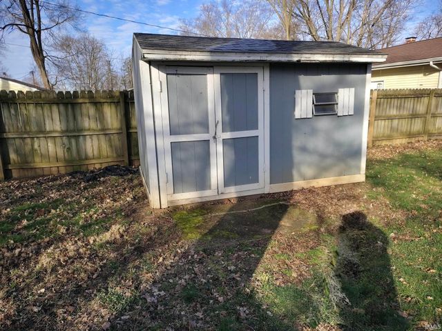 10478 Vistula Road, Osceola, IN 46561