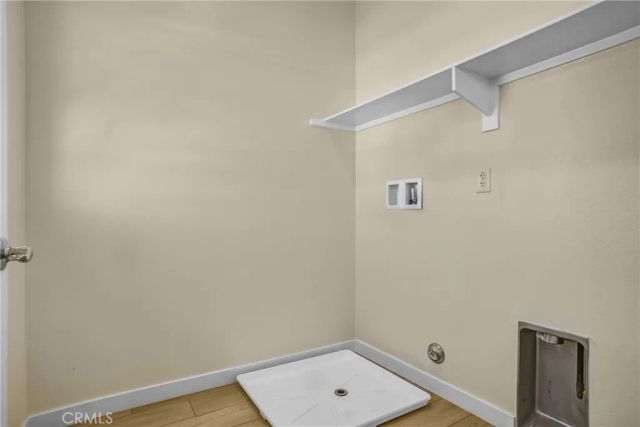 27260 Debut, Valencia, CA 91381