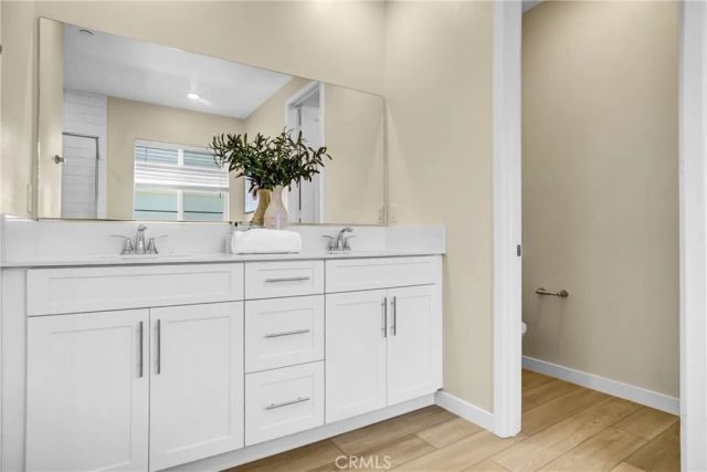 27260 Debut, Valencia, CA 91381