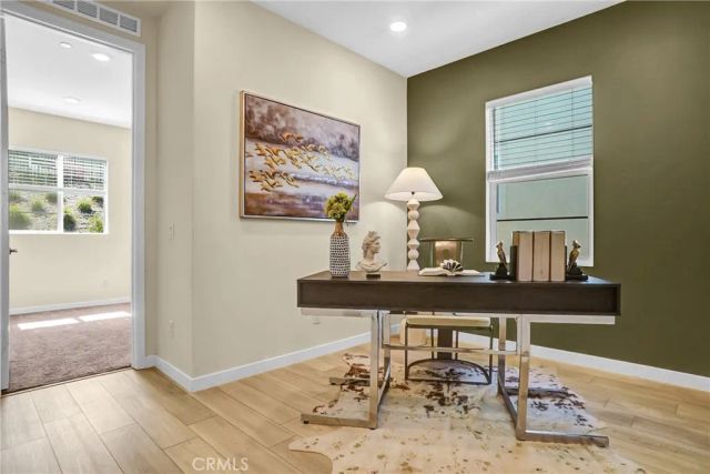 27260 Debut, Valencia, CA 91381