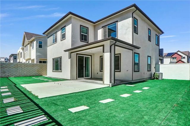 27260 Debut, Valencia, CA 91381