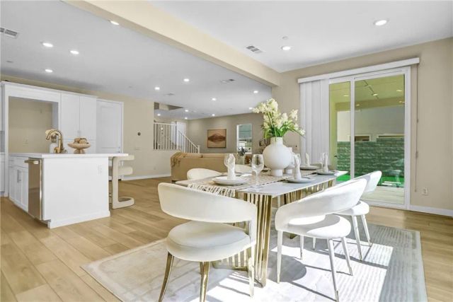 27260 Debut, Valencia, CA 91381