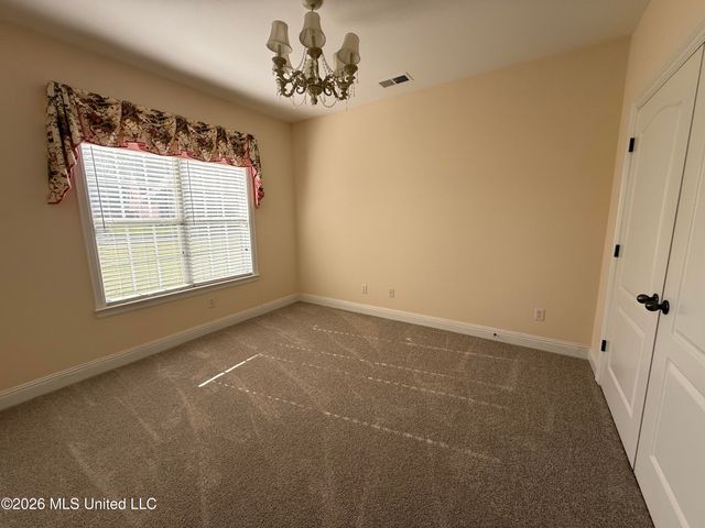 704 Shadow View Drive, Hernando, MS 38632