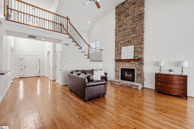 6 White Hawk Court, Greenville, SC 29607