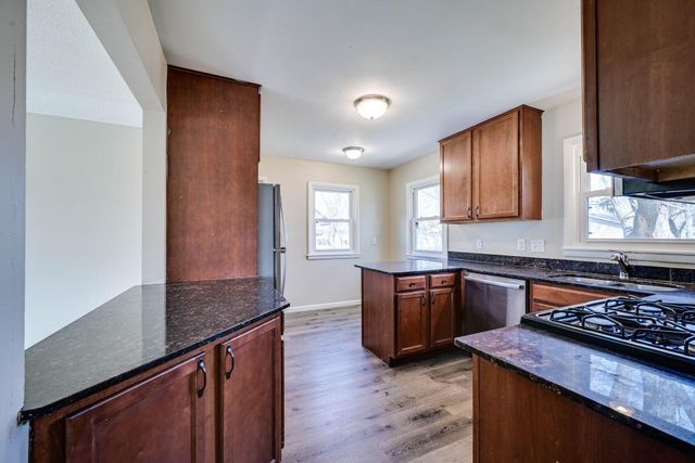 6324 Georgia Avenue N, Brooklyn Park, MN 55428