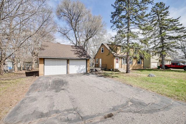 6324 Georgia Avenue N, Brooklyn Park, MN 55428