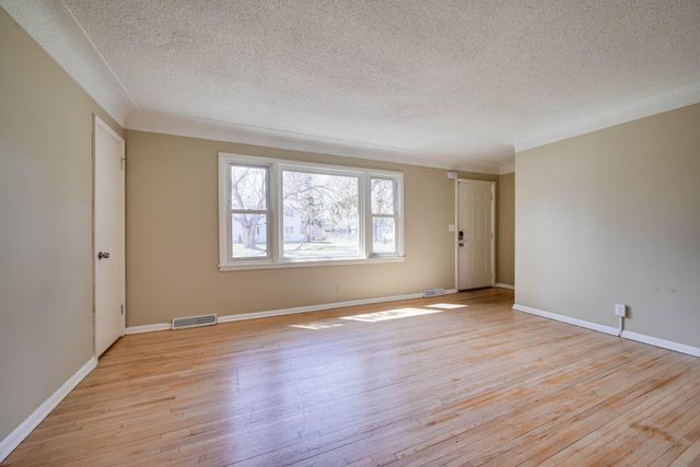 6324 Georgia Avenue N, Brooklyn Park, MN 55428