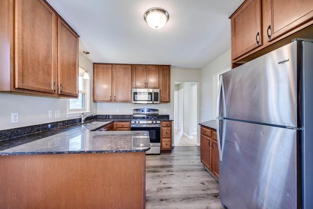 6324 Georgia Avenue N, Brooklyn Park, MN 55428