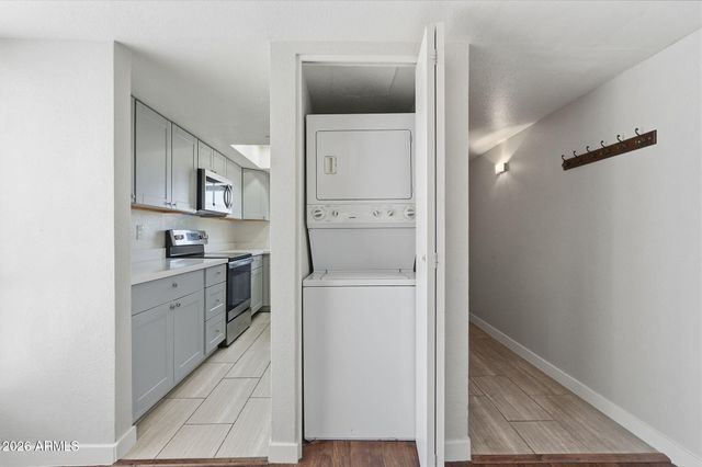 1215 E LEMON Street 217, Tempe, AZ 85281