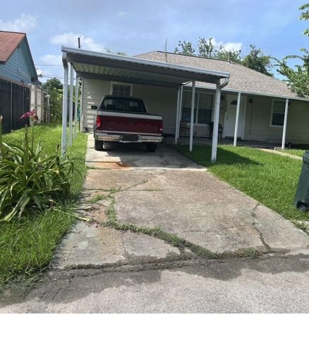 10417 Fairfax Street, Houston, TX 77029
