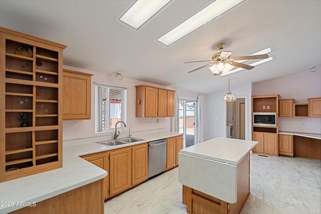 9009 E ELLASAR Avenue, Mesa, AZ 85208