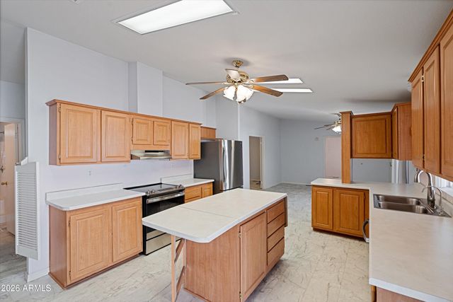 9009 E ELLASAR Avenue, Mesa, AZ 85208