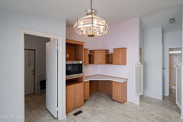 9009 E ELLASAR Avenue, Mesa, AZ 85208