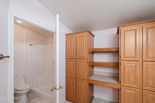 9009 E ELLASAR Avenue, Mesa, AZ 85208