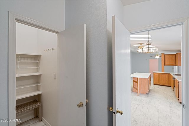 9009 E ELLASAR Avenue, Mesa, AZ 85208